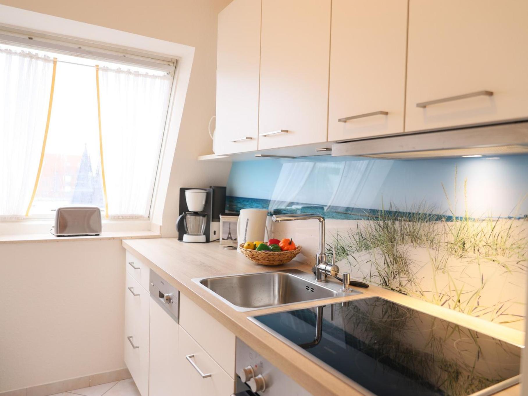Elisabethstrasse 2, W13 Apartment *