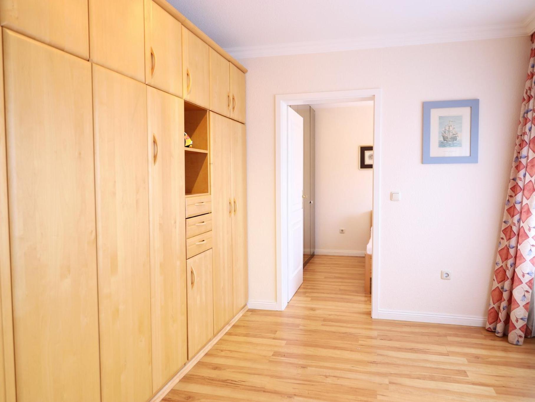 Elisabethstraße 2, W13 * Westerland